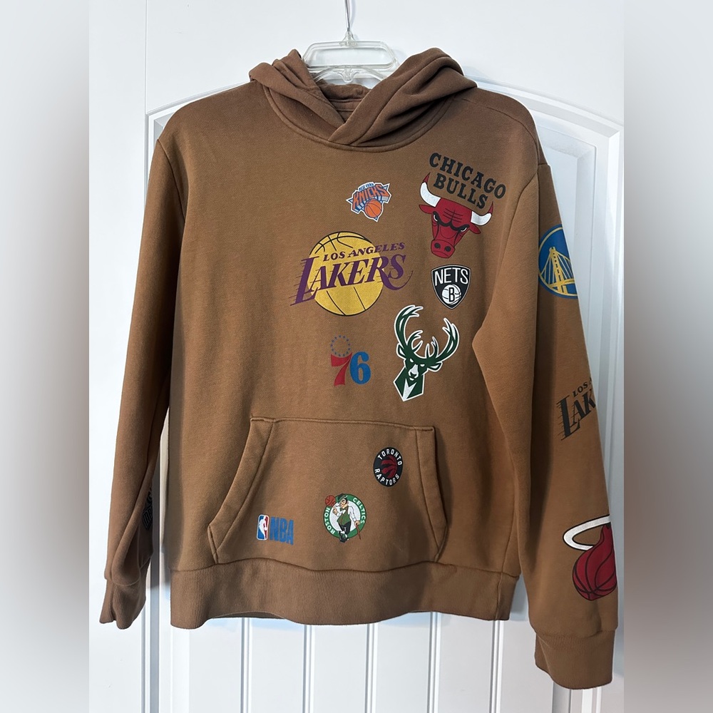 Men’s Hollister NBA hoodie